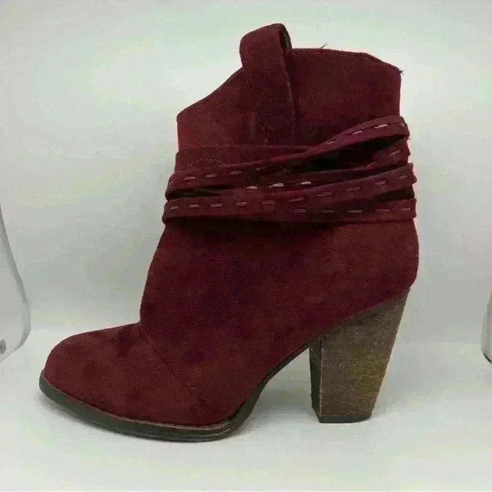 Cato Maroon Suede like Fabric Ankle Boots
Size 7